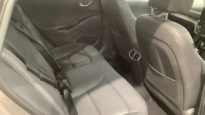 2022 Hyundai Ioniq