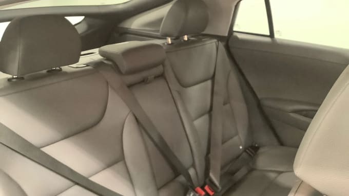 2022 Hyundai Ioniq