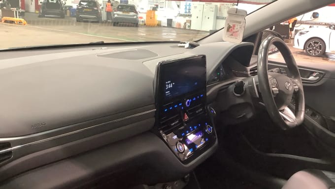 2022 Hyundai Ioniq
