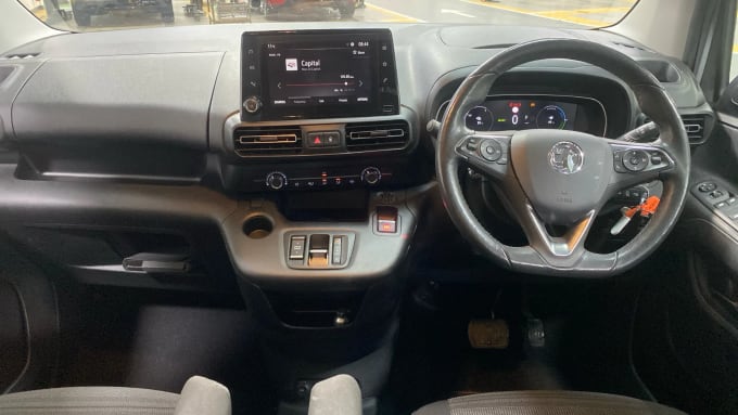 2022 Vauxhall Combo Life