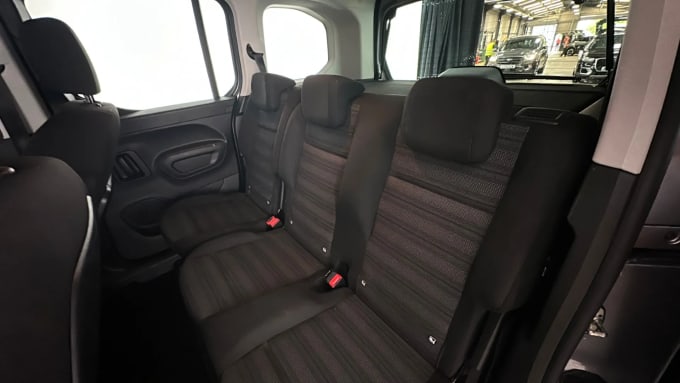 2022 Vauxhall Combo Life