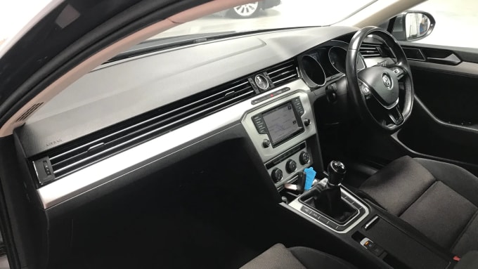 2017 Volkswagen Passat