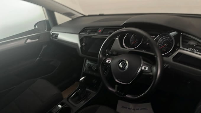 2021 Volkswagen Touran