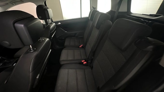 2021 Volkswagen Touran