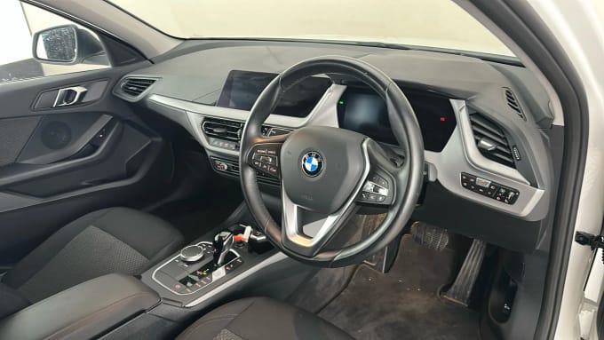 2024 BMW 1 Series