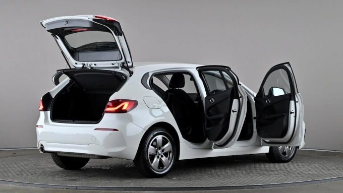 2024 BMW 1 Series