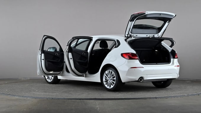2024 BMW 1 Series