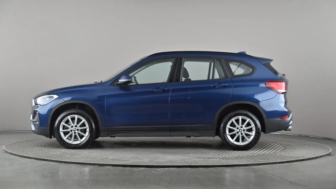 2022 BMW X1