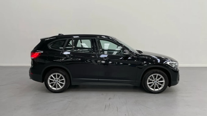 2022 BMW X1