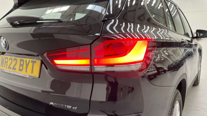 2022 BMW X1