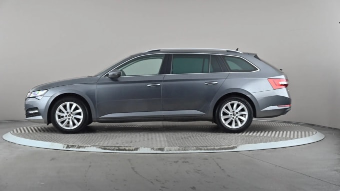 2022 Skoda Superb