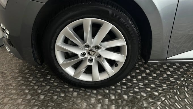 2022 Skoda Superb