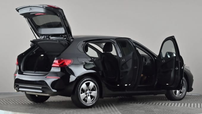 2021 BMW 1 Series