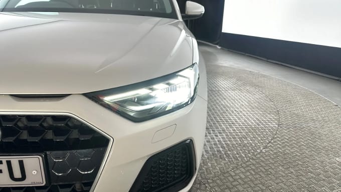 2021 Audi A1