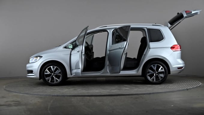 2020 Volkswagen Touran