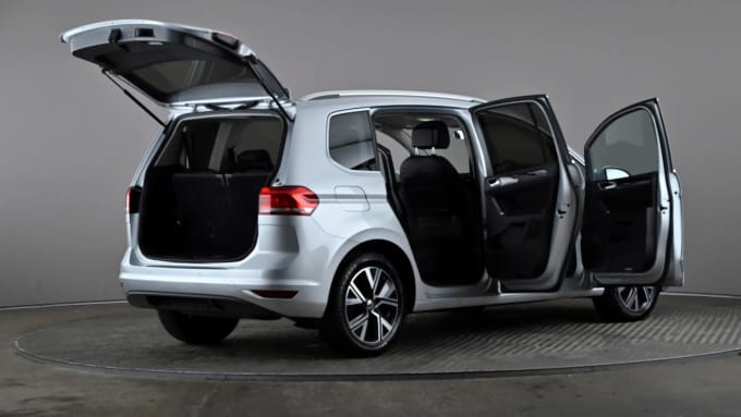 2020 Volkswagen Touran