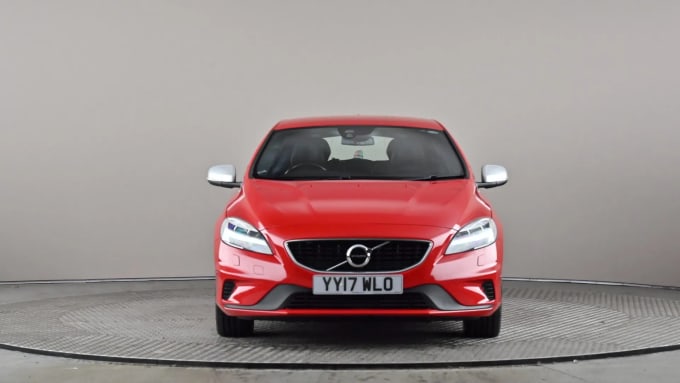 2017 Volvo V40