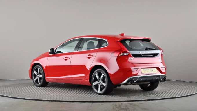 2017 Volvo V40