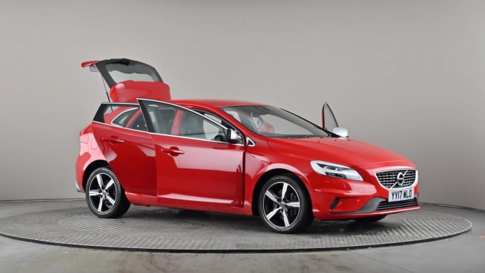 2017 Volvo V40