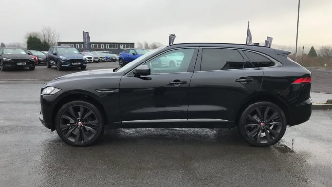 2019 Jaguar F-pace