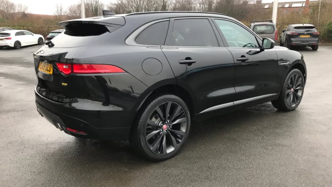 2019 Jaguar F-pace