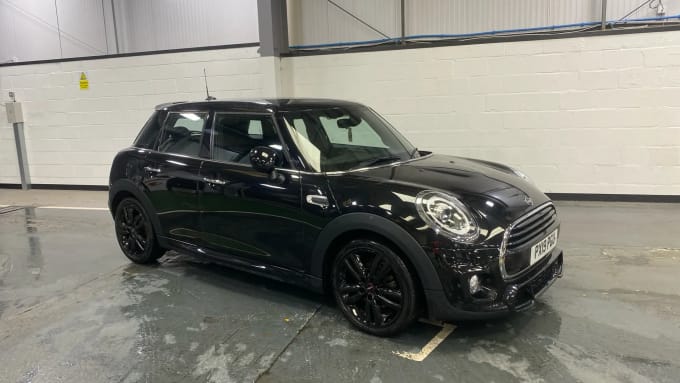 2019 Mini Hatch