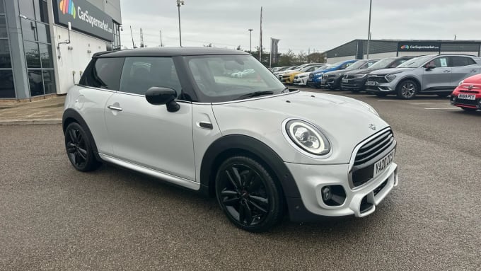 2020 Mini Hatch