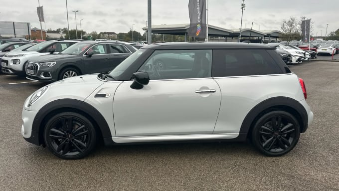 2020 Mini Hatch