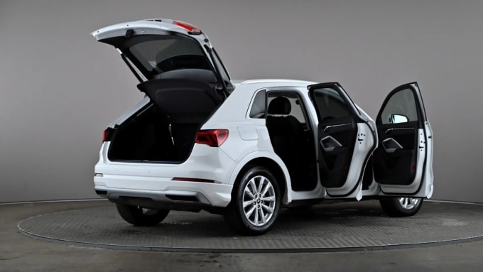 2021 Audi Q3