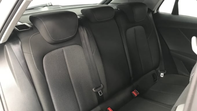 2021 Audi Q2