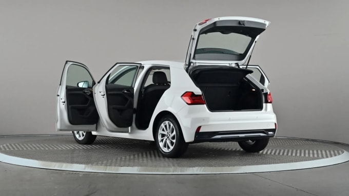 2022 Audi A1