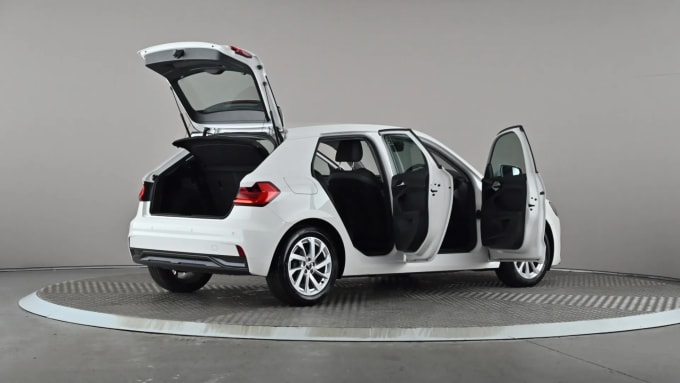 2022 Audi A1