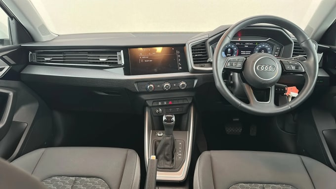 2022 Audi A1