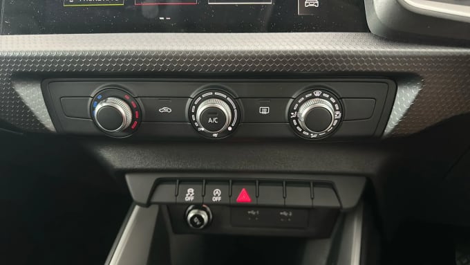 2022 Audi A1