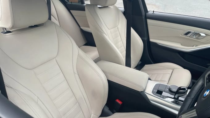 2022 BMW 3 Series