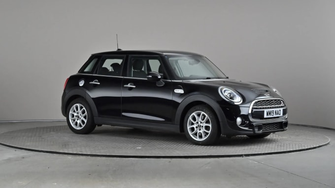 2019 Mini Hatch