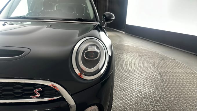 2019 Mini Hatch