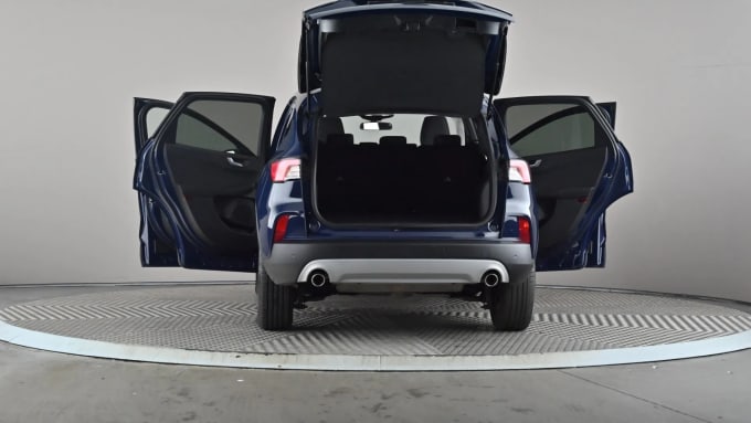 2022 Ford Kuga