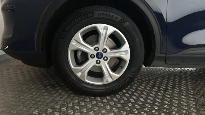 2022 Ford Kuga