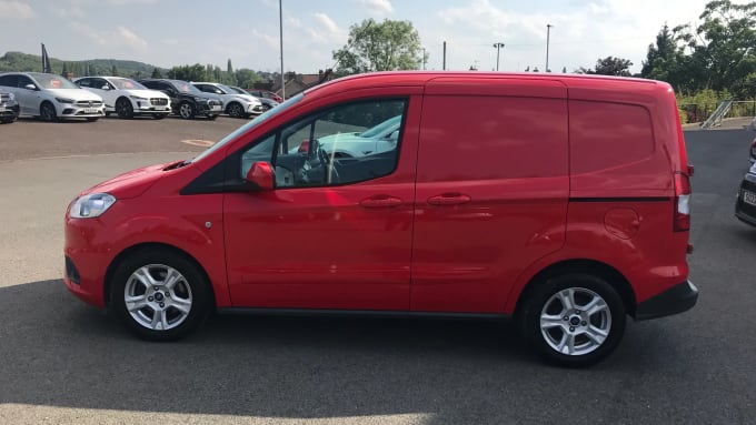 2023 Ford Transit Courier