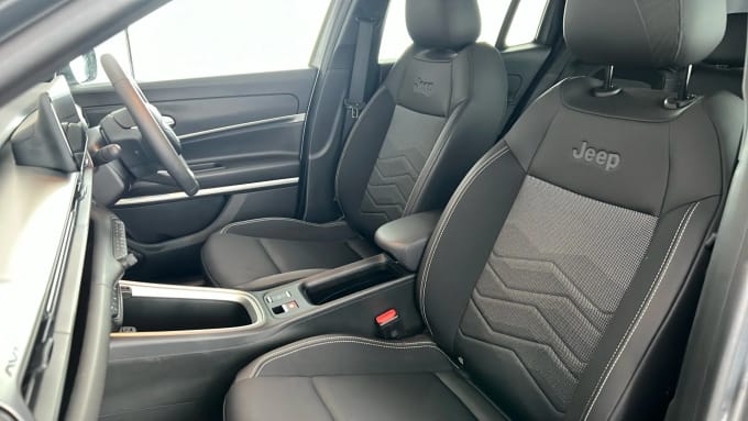 2024 Jeep Avenger