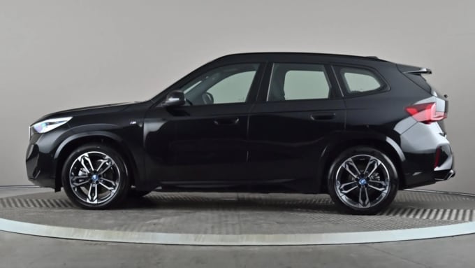 2025 BMW Ix1