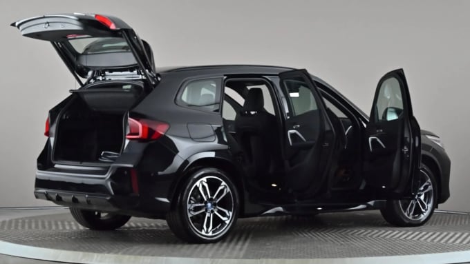 2025 BMW Ix1