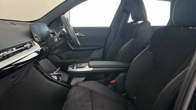 2025 BMW Ix1