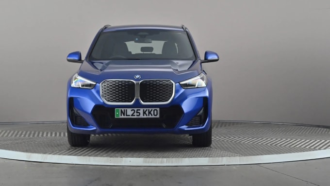 2025 BMW Ix1
