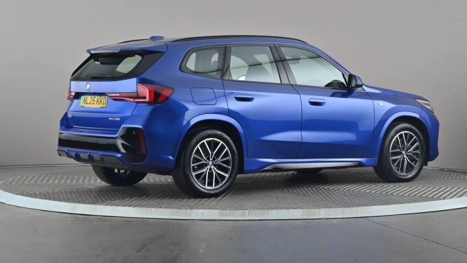 2025 BMW Ix1