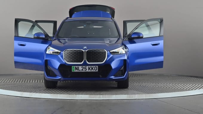 2025 BMW Ix1