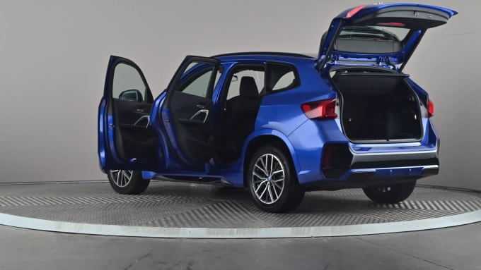 2025 BMW Ix1