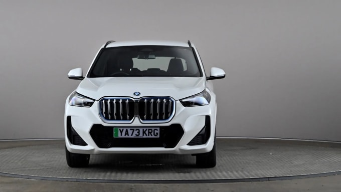 2023 BMW Ix1