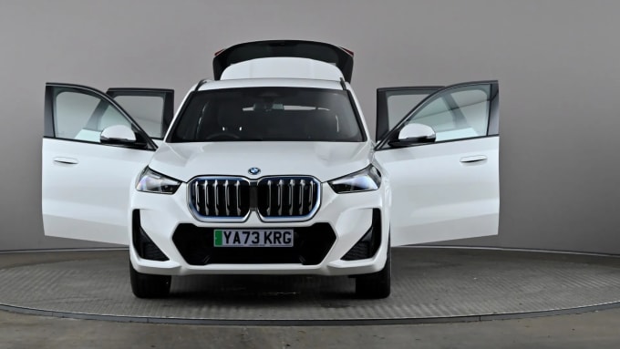 2023 BMW Ix1
